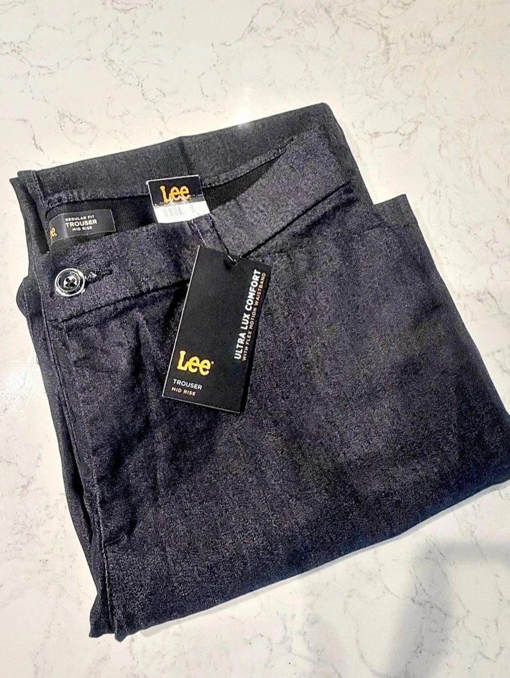 Lee Ultra Lux Comfort Trouser (Black Rinse, Size 10 Long, NWT)
